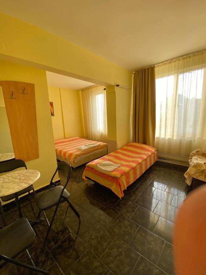 Hostel Shabla Exterior photo